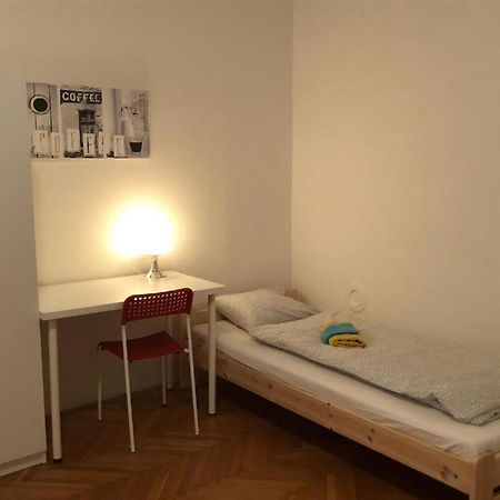 Apatrhostel Brno Брно Екстер'єр фото