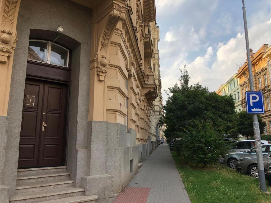 Apatrhostel Brno Брно Екстер'єр фото
