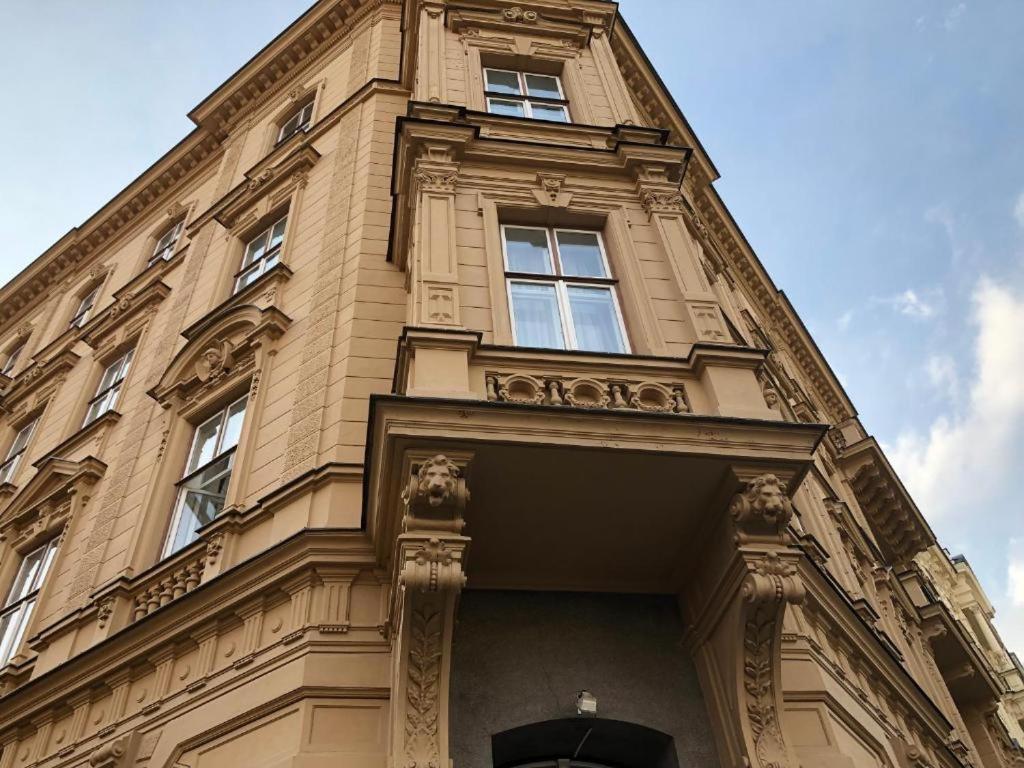 Apatrhostel Brno Брно Екстер'єр фото