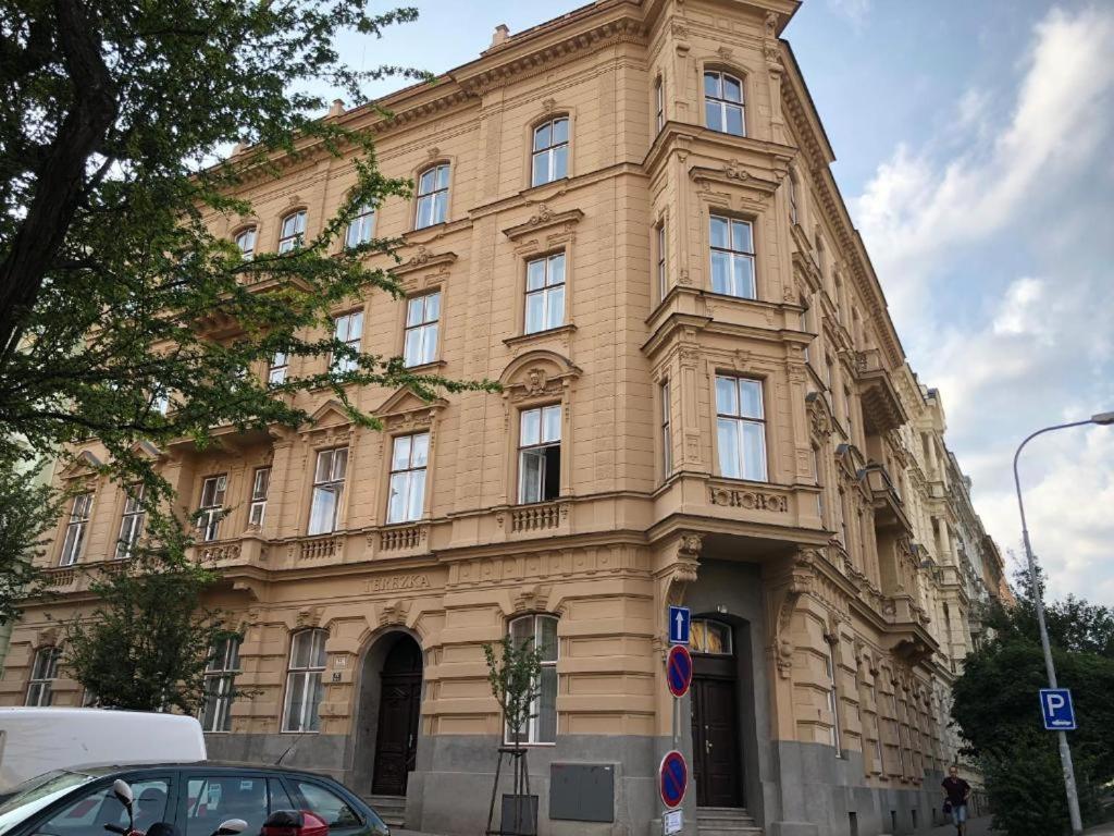Apatrhostel Brno Брно Екстер'єр фото