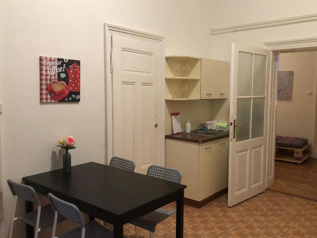 Apatrhostel Brno Брно Екстер'єр фото